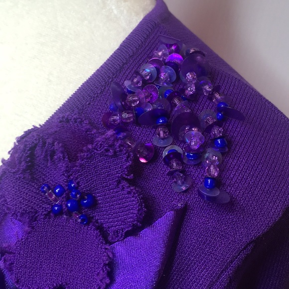Purple sweater . Sz S . Beaded/sequins Vneck - Picture 6 of 16